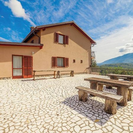 7 Bedroom Pet Friendly Home In Crni Kal Crni Kal  Экстерьер фото