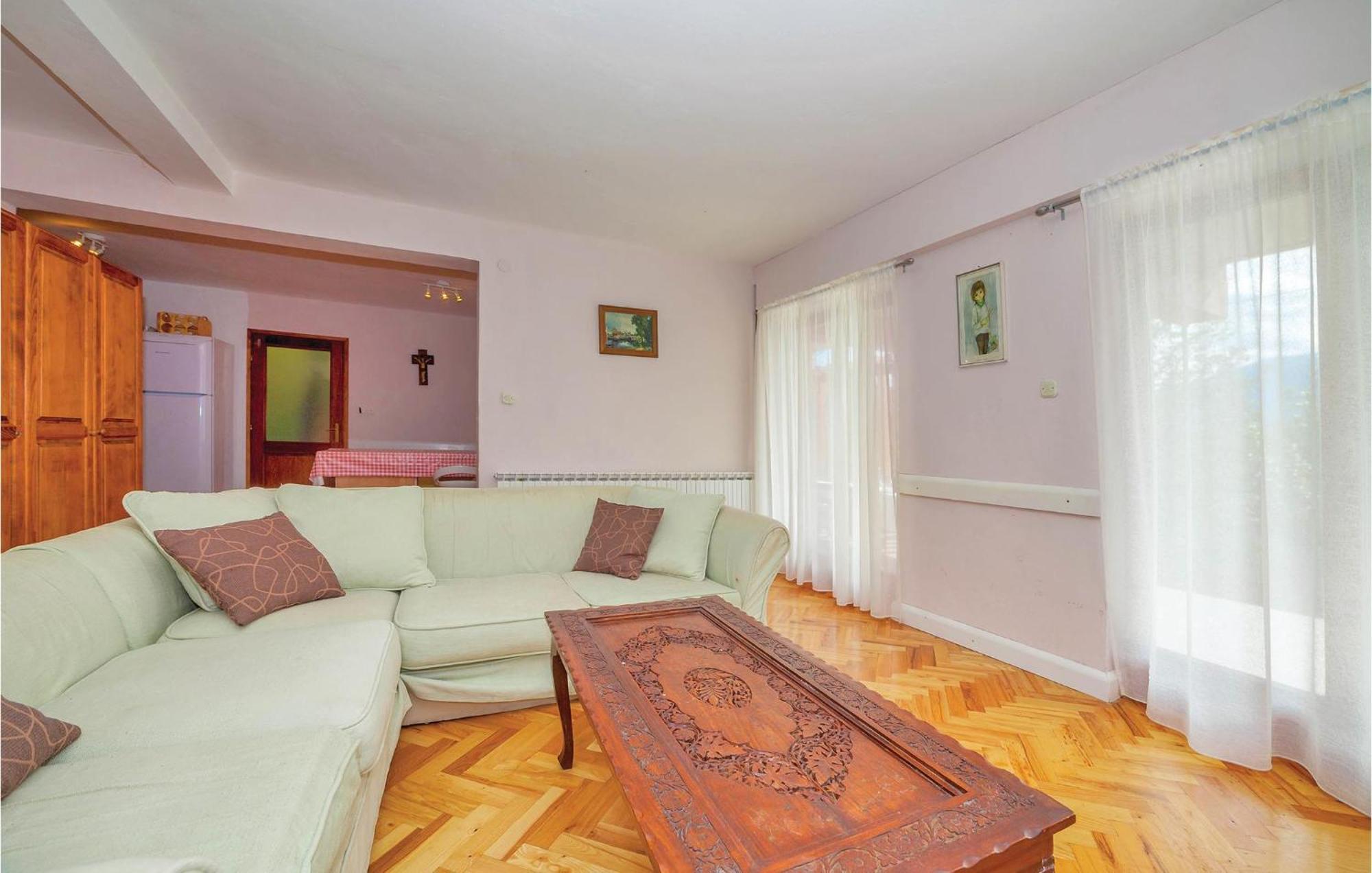 7 Bedroom Pet Friendly Home In Crni Kal Crni Kal  Экстерьер фото